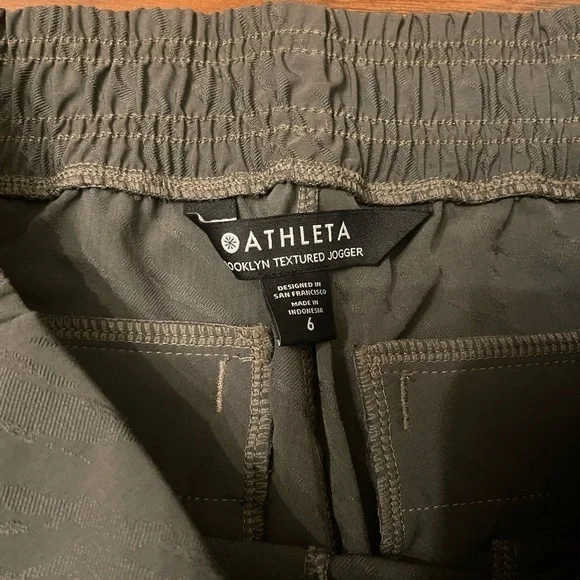 Athleta Brooklyn Textured Jogger Size 6 - Picture 3 of 4